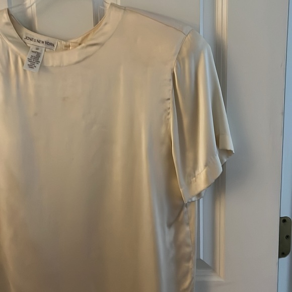 Vintage Women’s Jones New York Silk Short Sleeve Top. Off white Size 12 - Picture 4 of 8